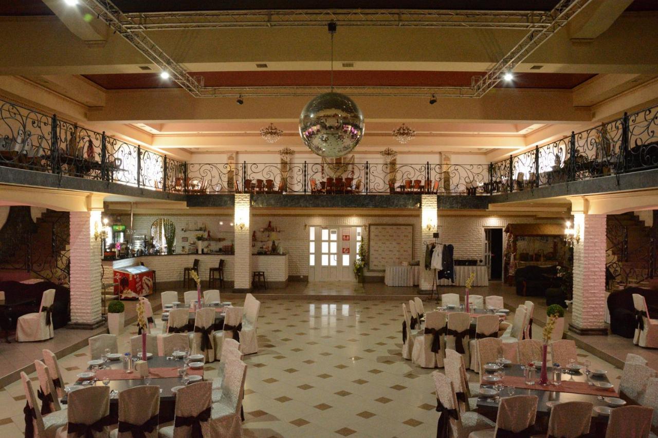 Illara Spa Hotel Irshava מראה חיצוני תמונה